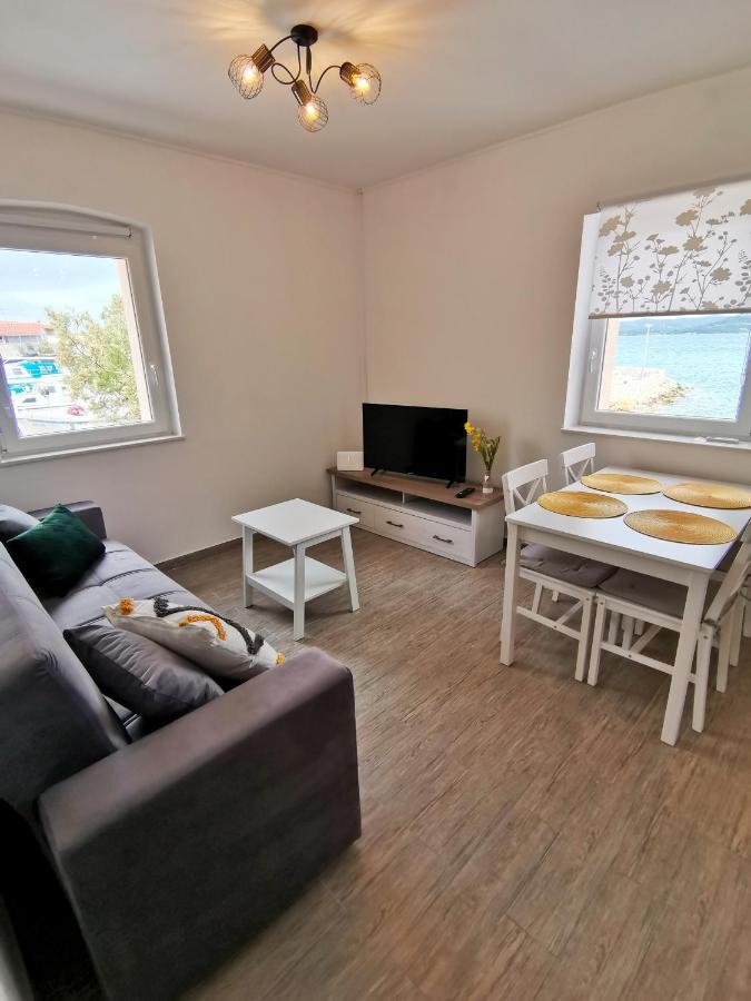 Apartment Roman Betina  Exterior photo