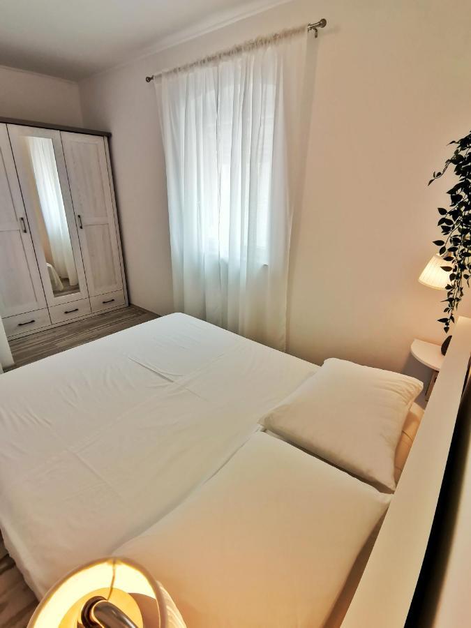 Apartment Roman Betina  Exterior photo