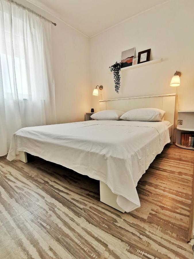 Apartment Roman Betina  Exterior photo
